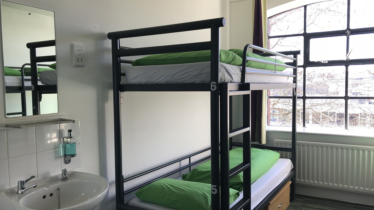 Photo of Bedroom in Bristol Floating Harbour