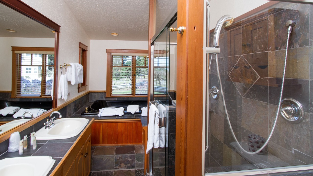 Photo of Bathroom in Mendocino