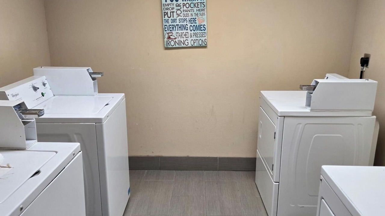 Photo of Bedroom in Karnes City