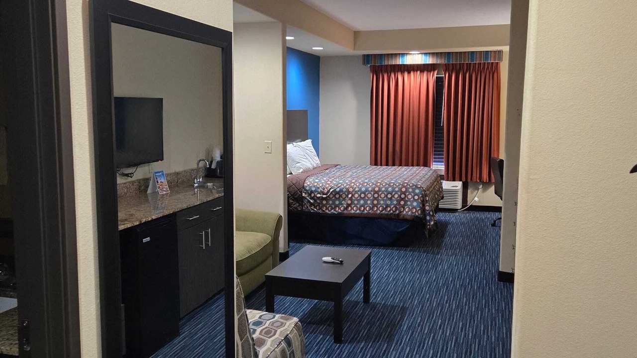 Photo of Others in Karnes City