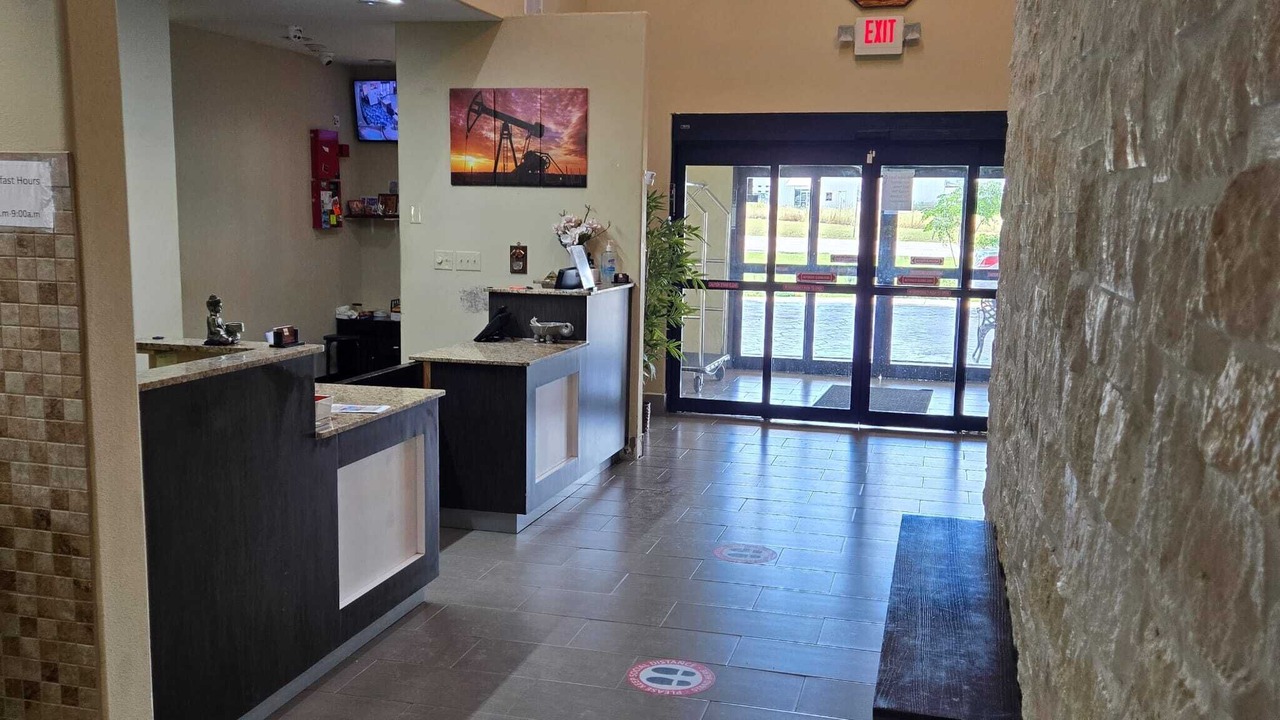 Photo of Others in Karnes City