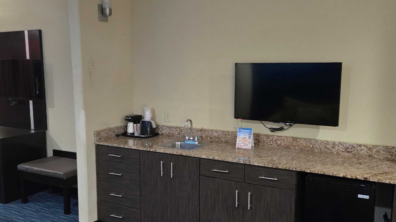 Photo of Others in Karnes City