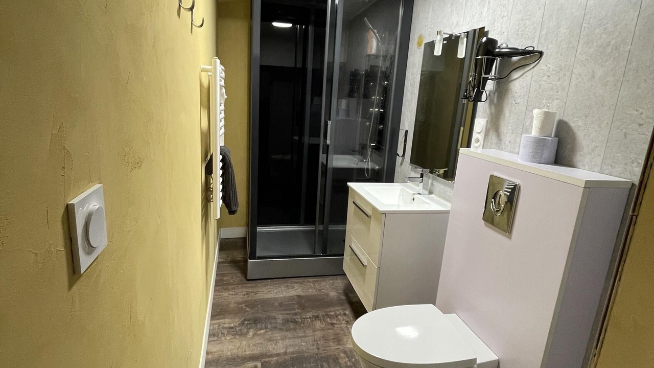Photo of Bathroom in Bazouges-la-Perouse