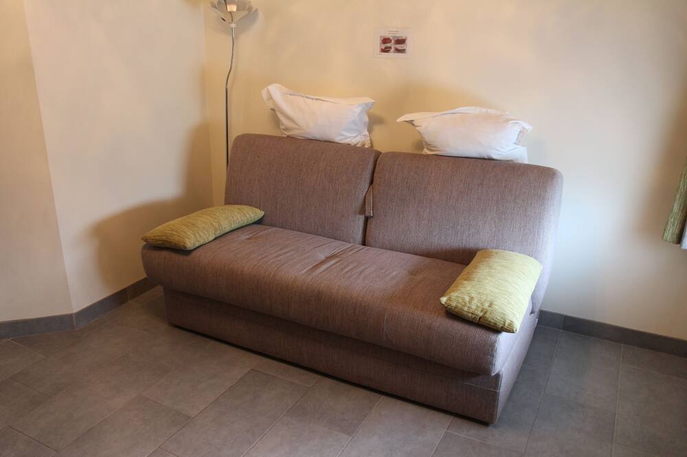 Photo of Livingroom in Challes-les-Eaux