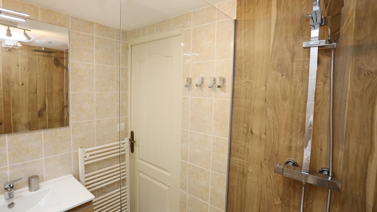 Photo of Bathroom in Romans-sur-Isere