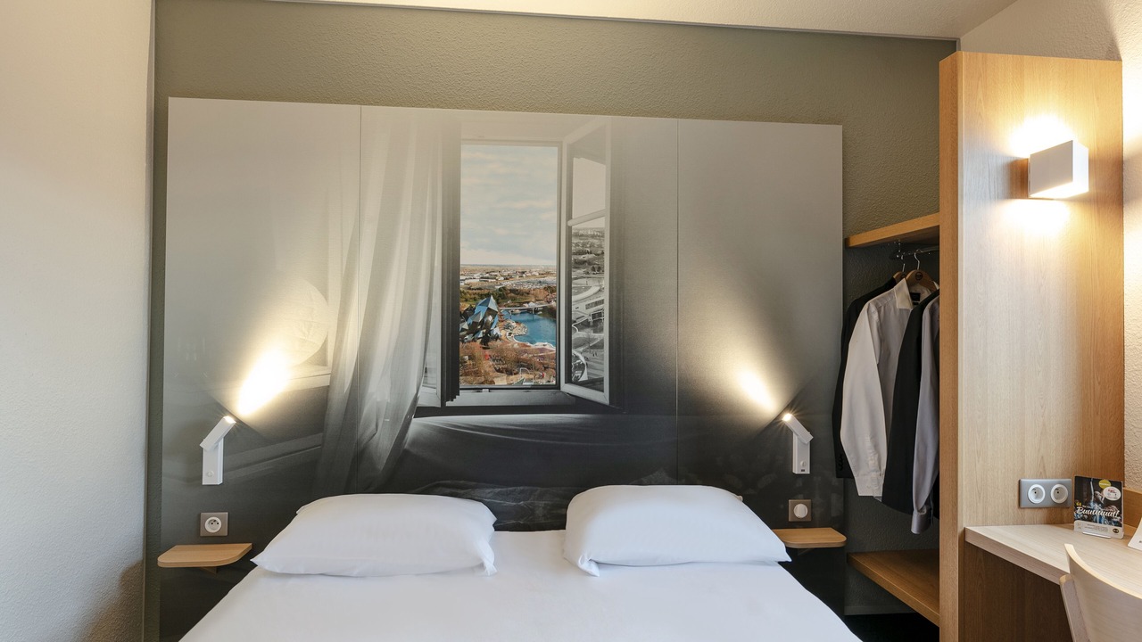 Photo of Bedroom in Chasseneuil-du-Poitou