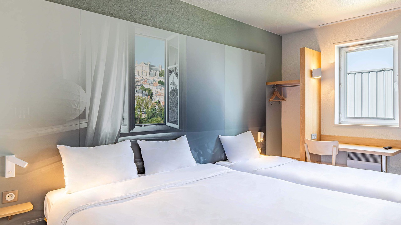 Photo of Bedroom in Chasseneuil-du-Poitou
