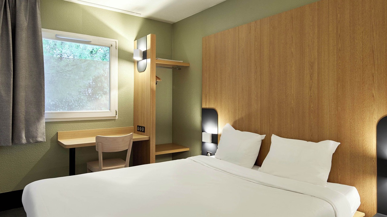 Photo of Bedroom in Lisses