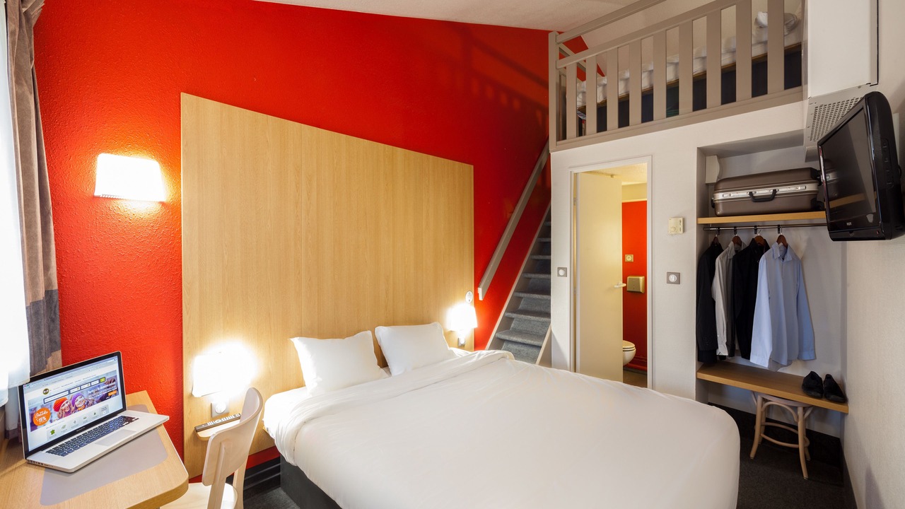 Photo of Bedroom in Saint-Aubin-sur-Scie