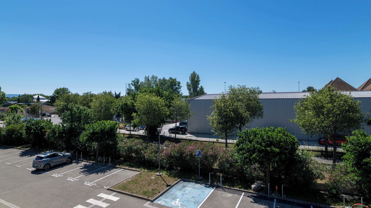 Photo of Others in Saint Tronquet Business Park