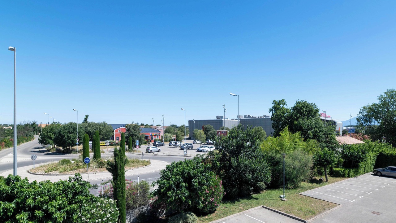 Photo of Others in Saint Tronquet Business Park