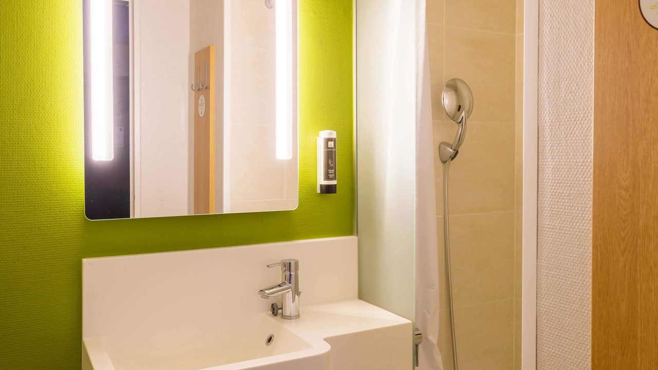 Photo of Others in Moneteau