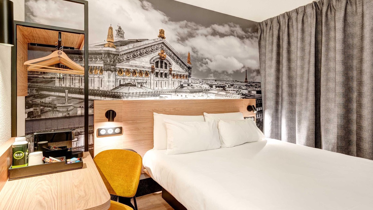 Photo of Bedroom in Petit-Ivry