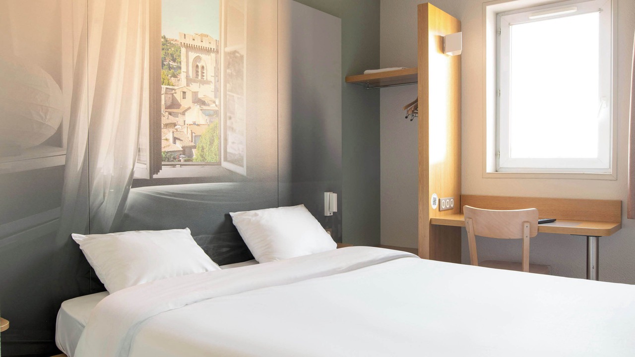 Photo of Bedroom in Saint Tronquet Business Park