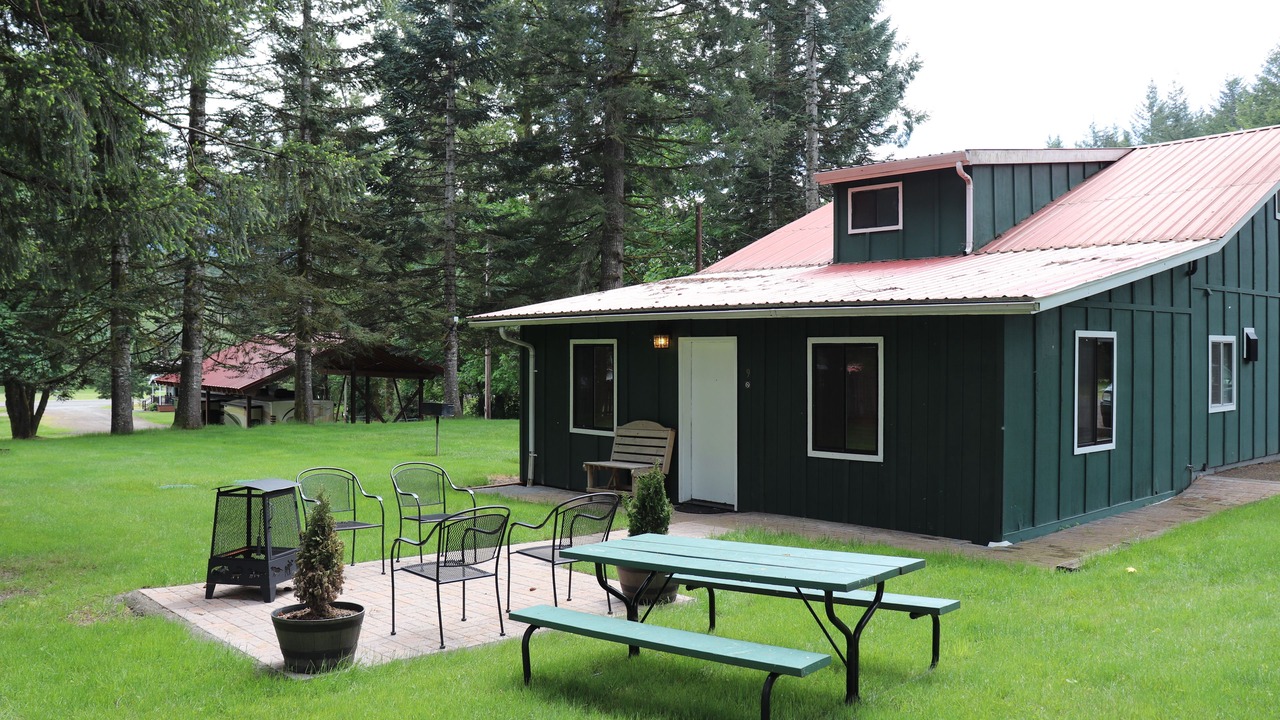 Photo of Others in Cougar