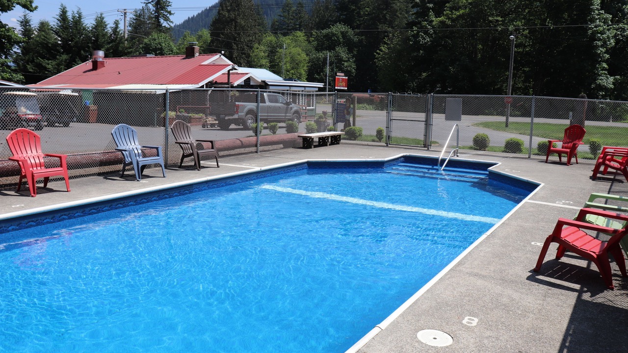 Photo of Outdoor in Cougar