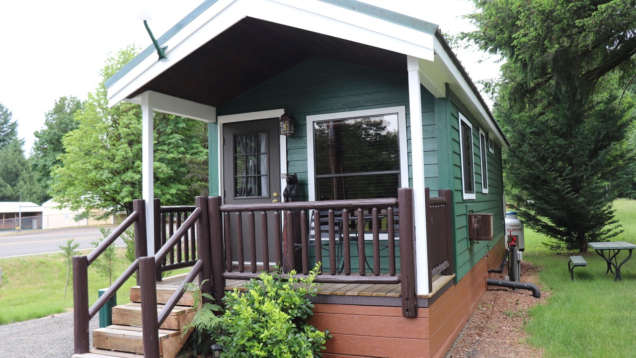 Photo of Others in Cougar