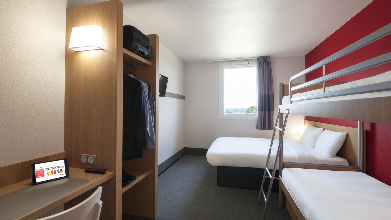 Photo of Bedroom in Paray-le-Monial