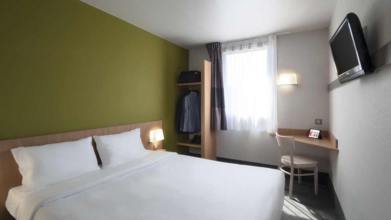 Photo of Bedroom in Paray-le-Monial