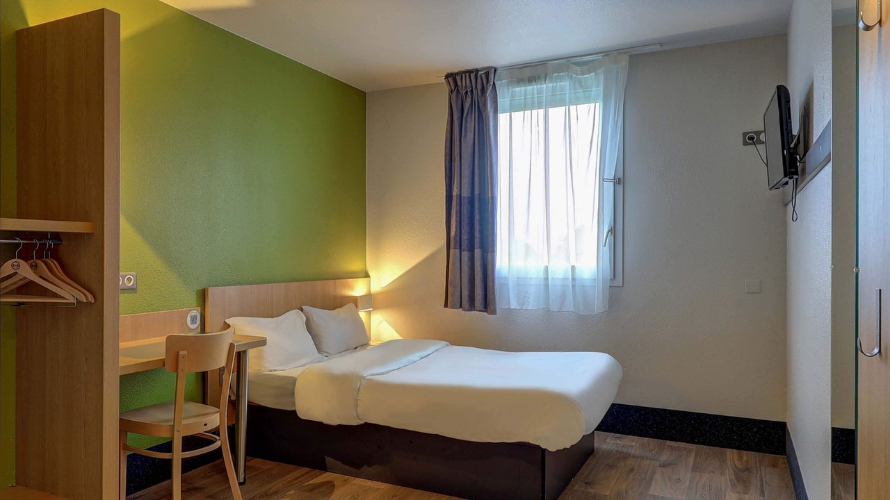 Photo of Bedroom in Paray-le-Monial