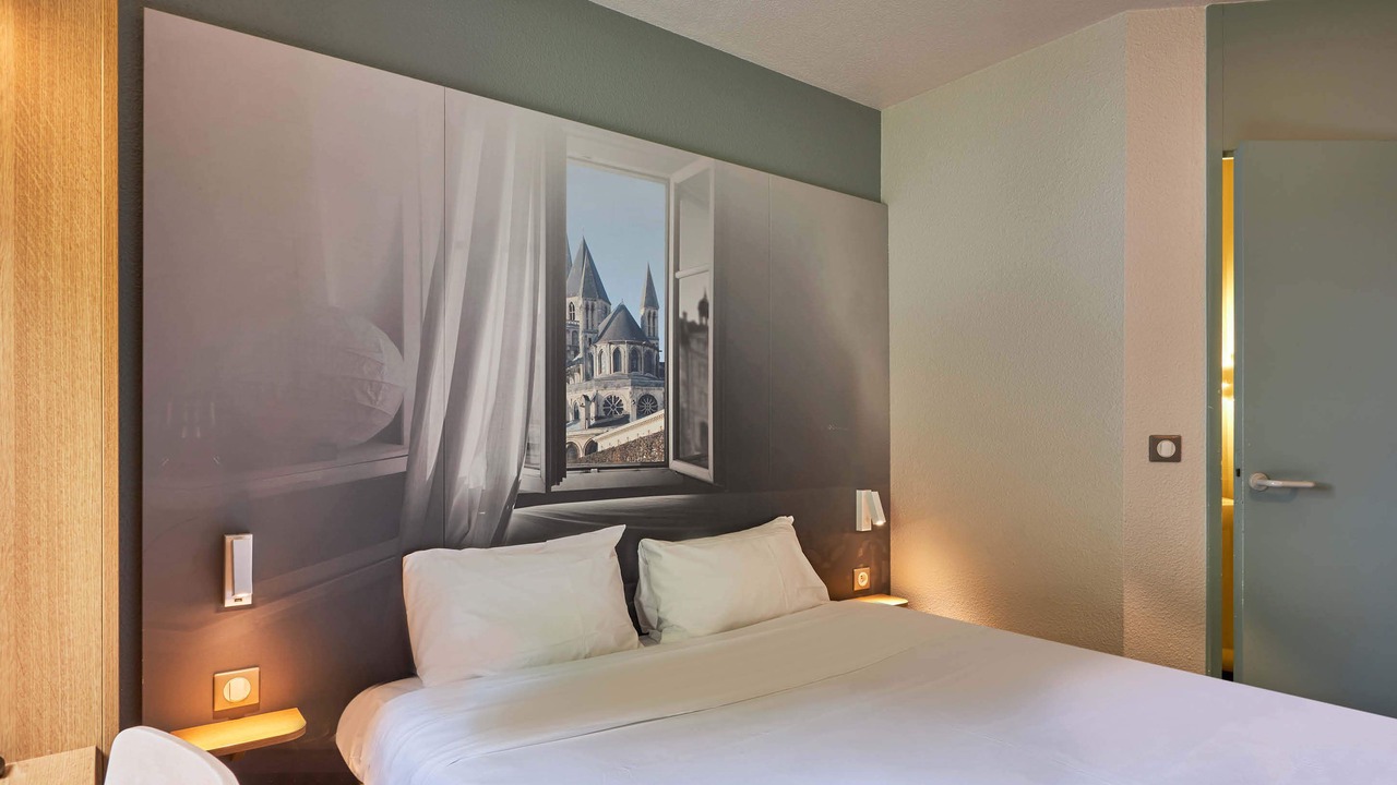 Photo of Bedroom in Saint-Contest