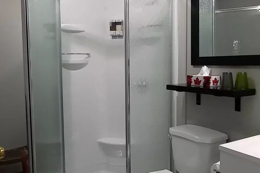 Photo of Bathroom in Magog