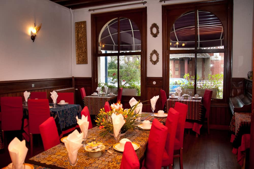 Photo of Others in Houlgate