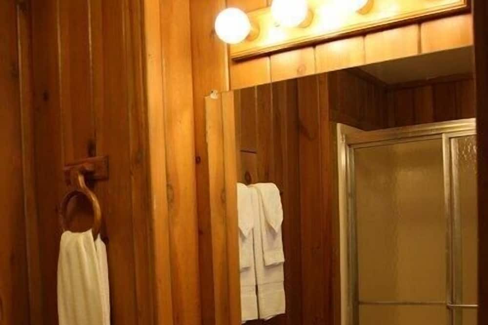 Photo of Bathroom in Eagle Bay