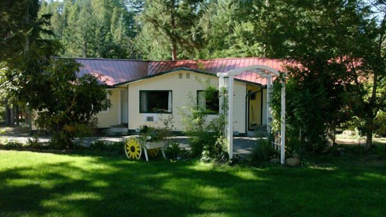 Photo of Outdoor in Packwood