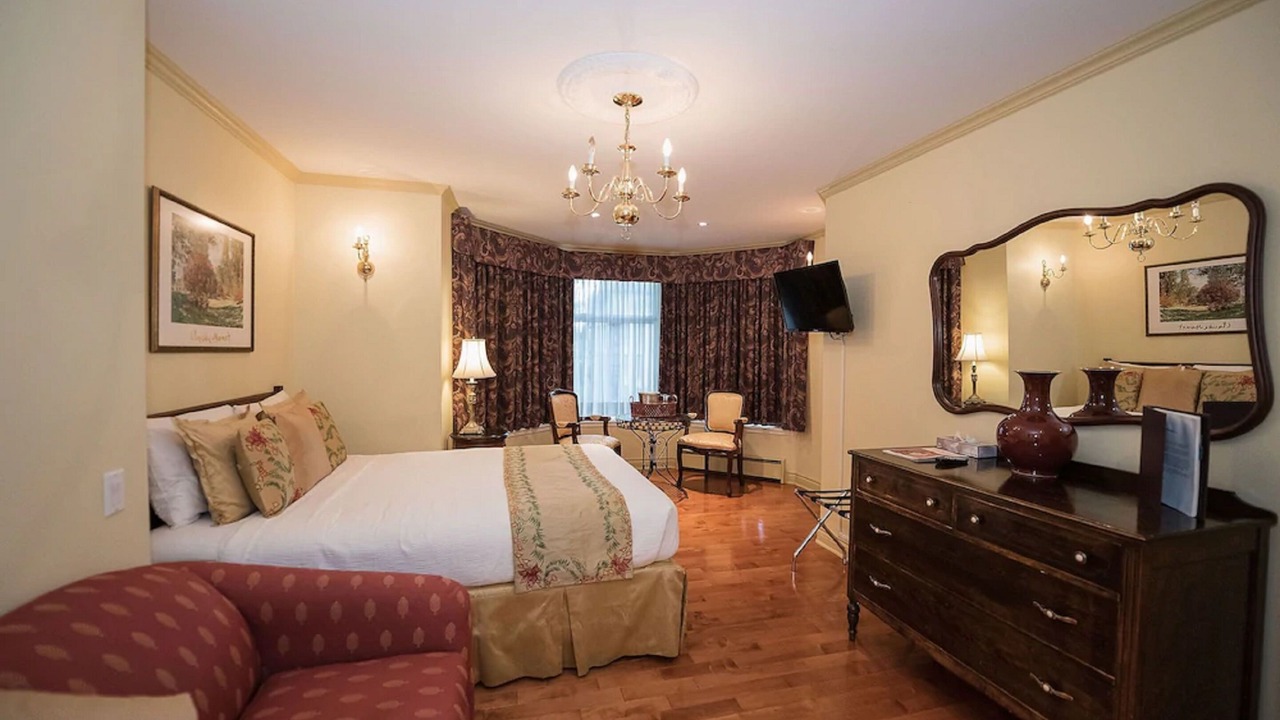 Photo of Bedroom in Quartier des Spectacles
