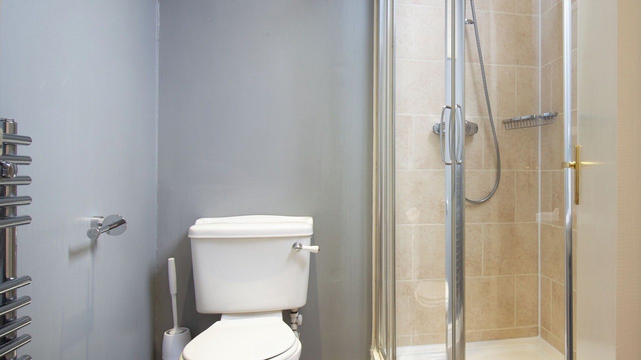 Photo of Others in Alsop en le Dale