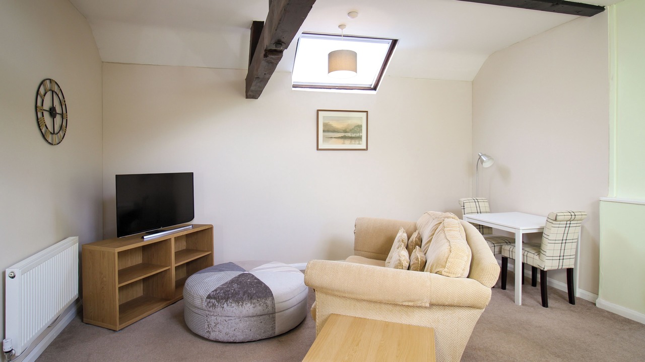 Photo of Others in Alsop en le Dale