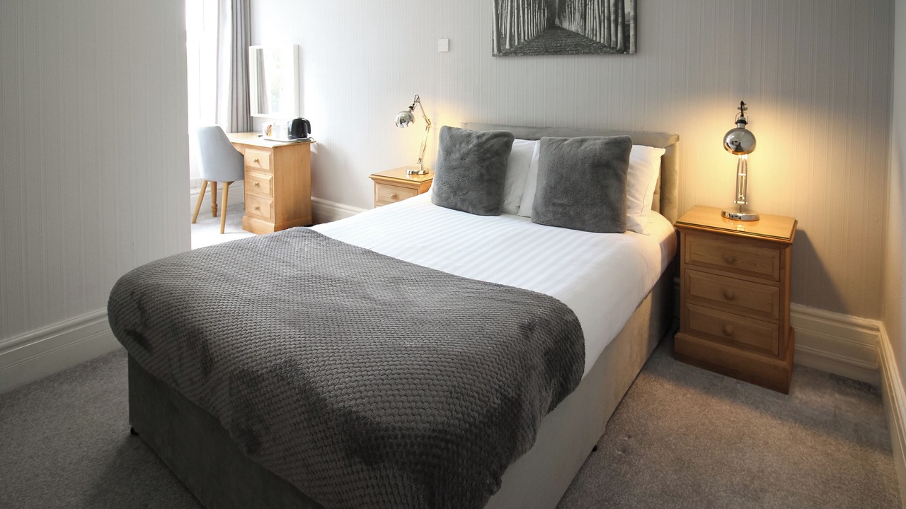 Photo of Others in Alsop en le Dale