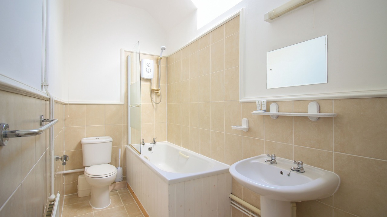 Photo of Others in Alsop en le Dale