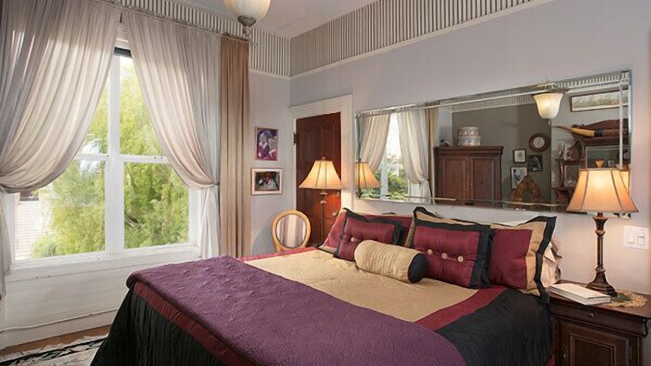 Photo of Others in La Lengua