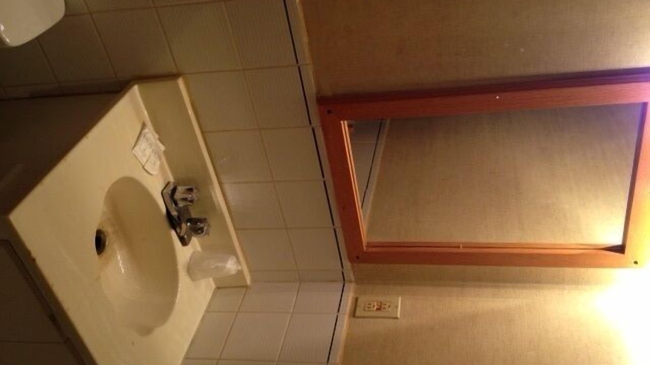 Photo of Bathroom in Pointe-aux-Trembles