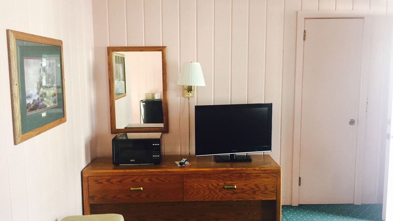 Photo of Bedroom in Mackinaw City