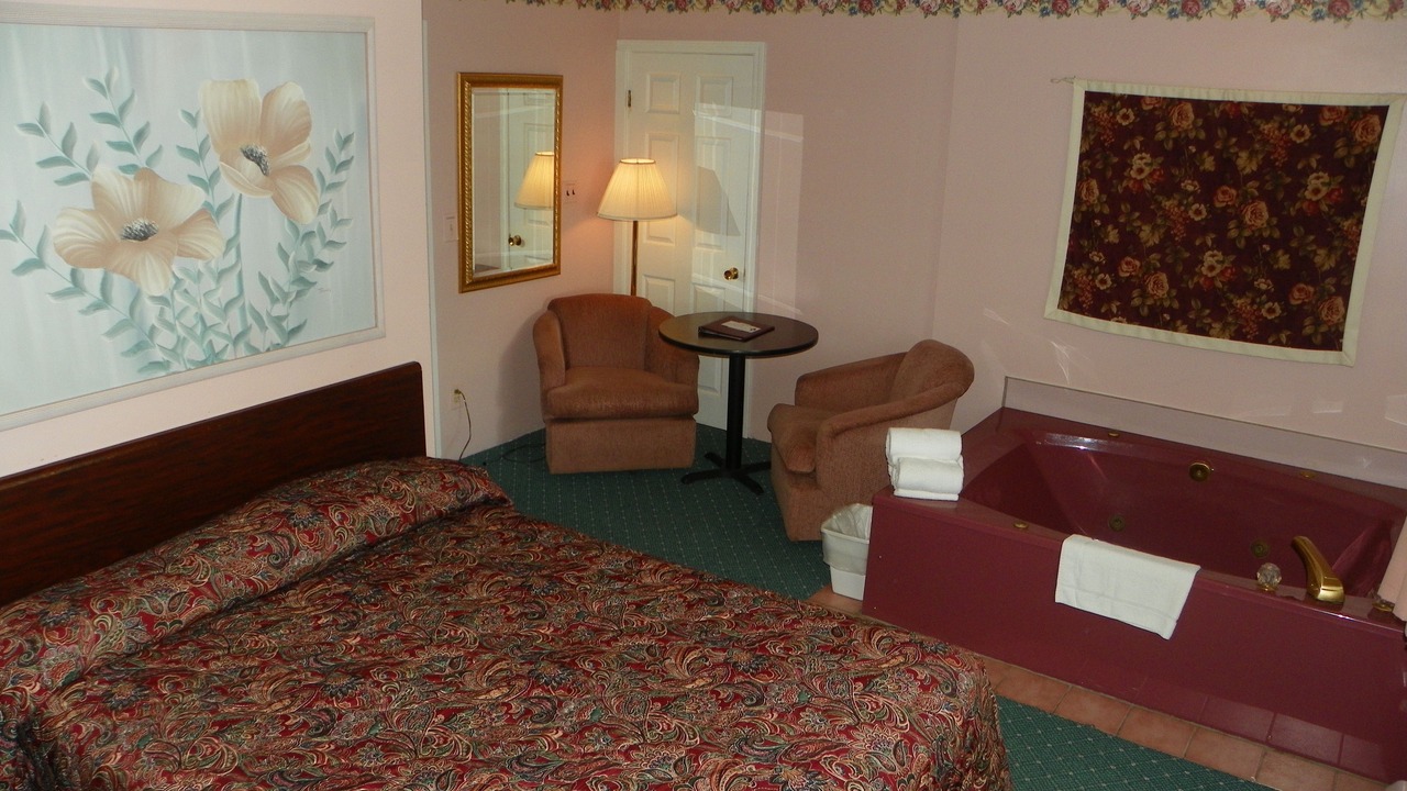Photo of Bedroom in Mackinaw City
