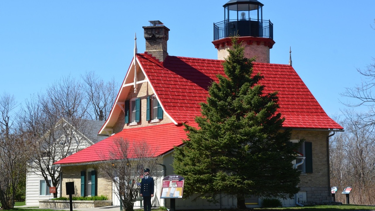 Photo of Others in Mackinaw City