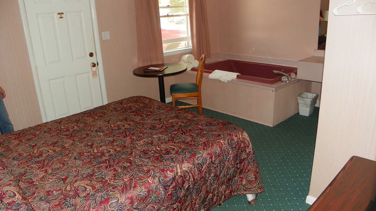 Photo of Bedroom in Mackinaw City