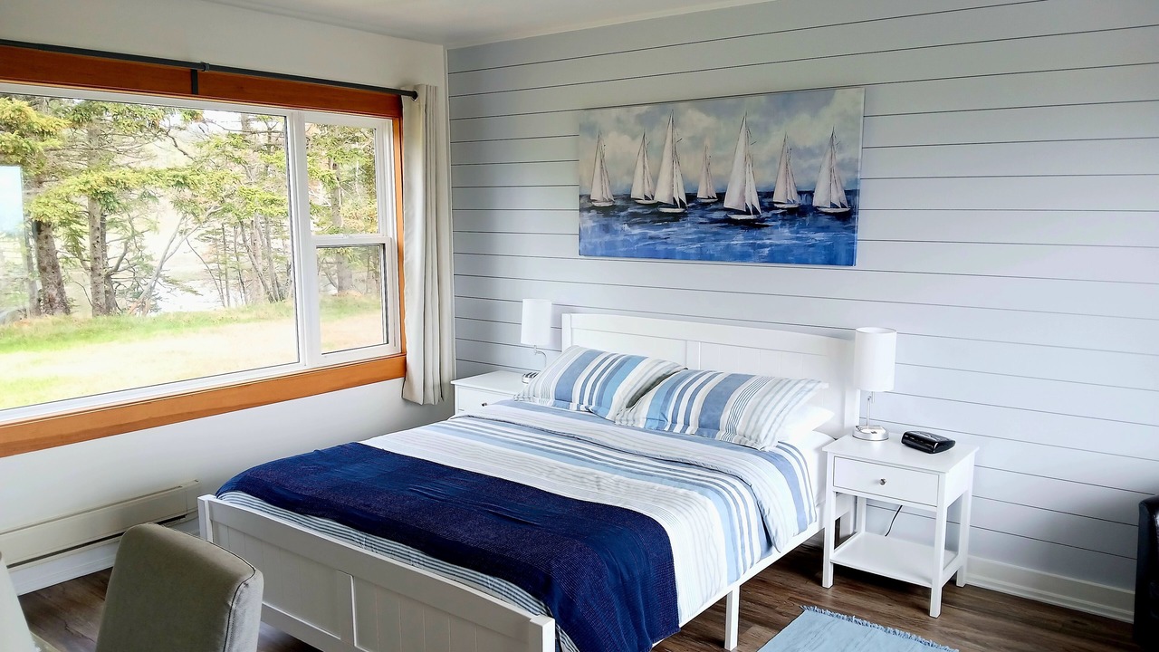Photo of Bedroom in Lunenburg