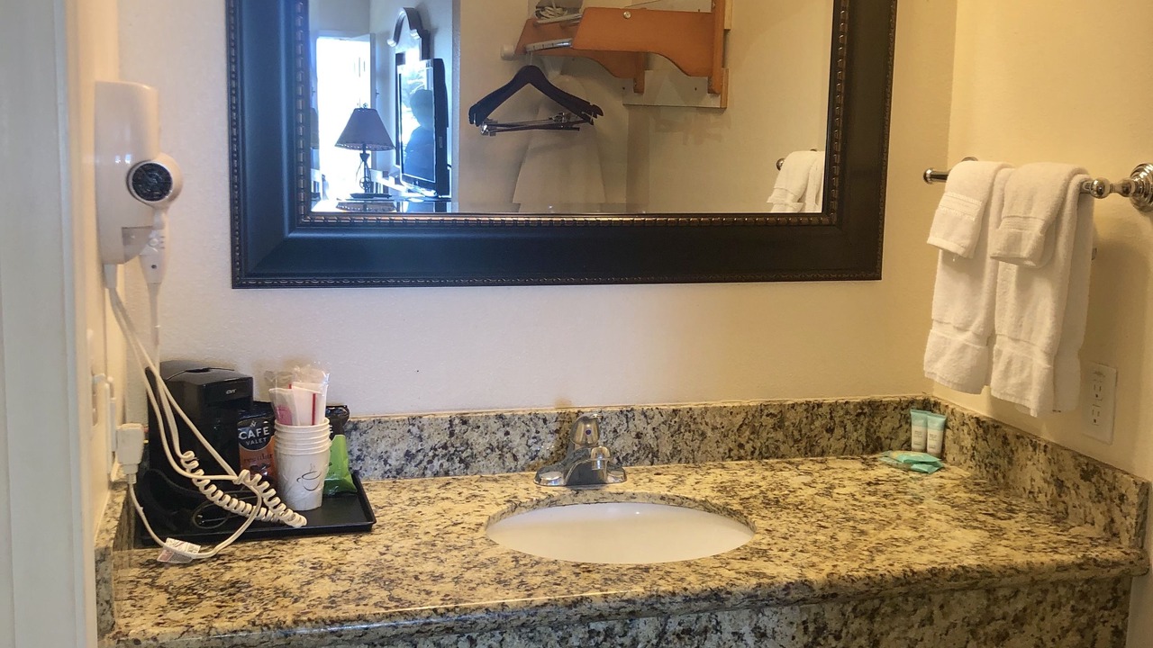 Photo of Bathroom in Cuero
