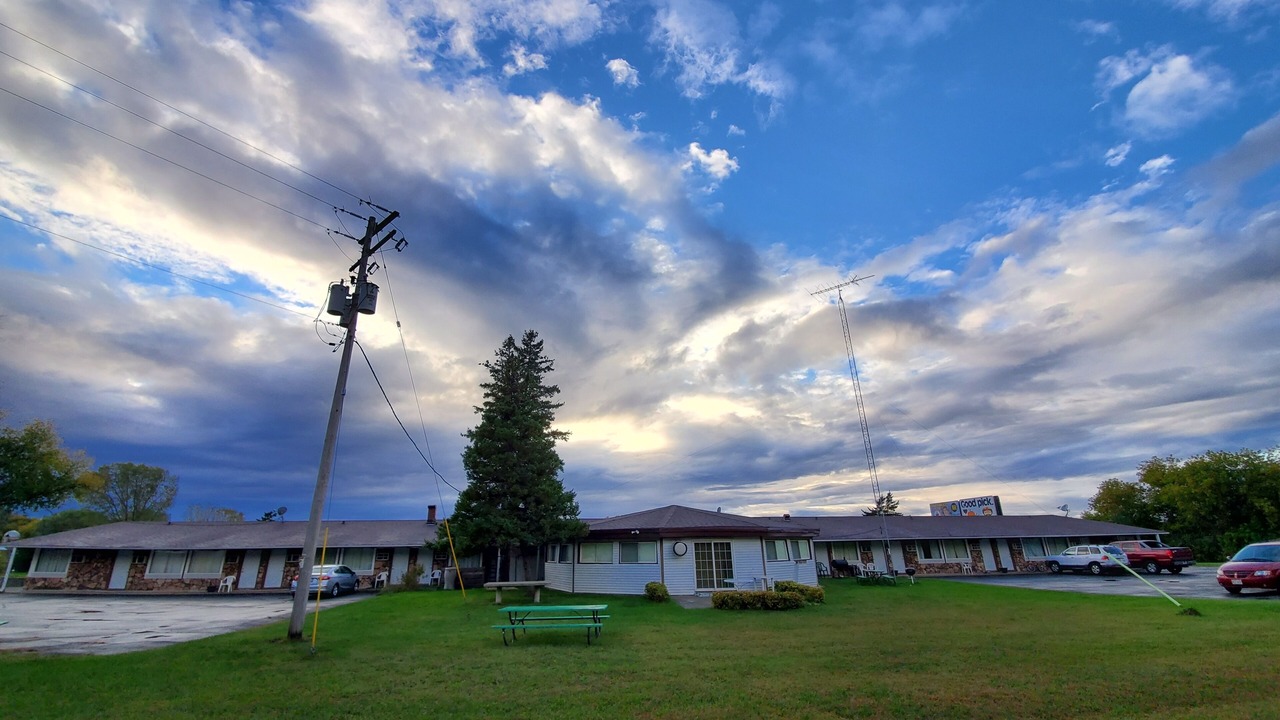 Photo of Outdoor in Elkhorn