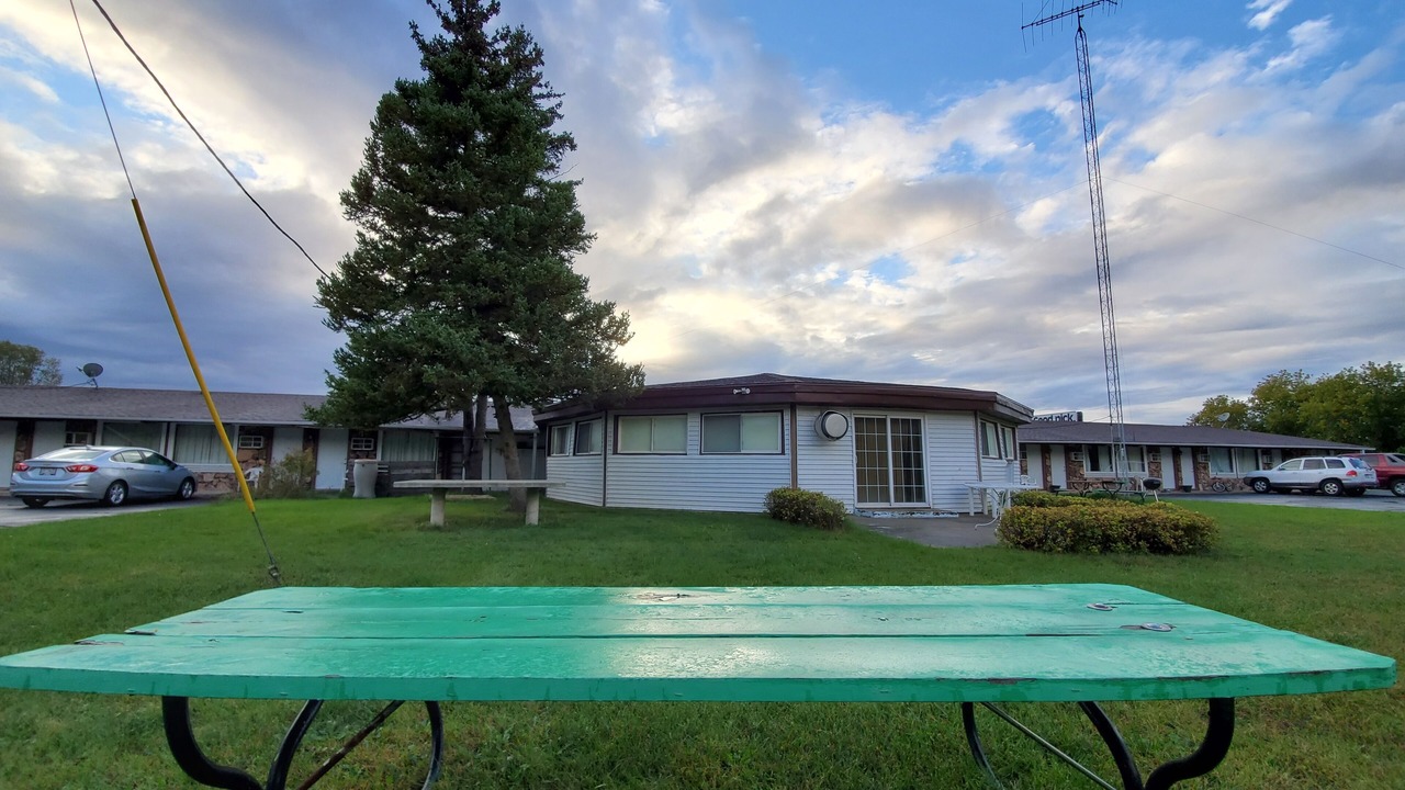 Photo of Outdoor in Elkhorn