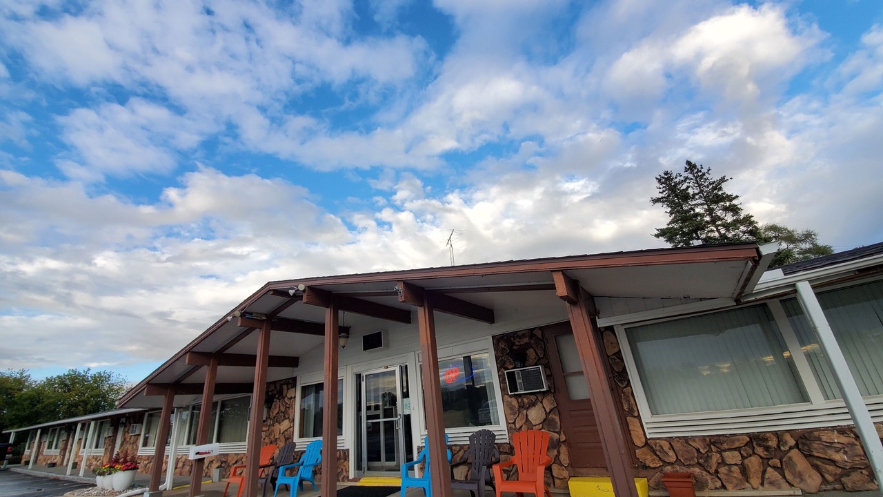 Photo of Outdoor in Elkhorn