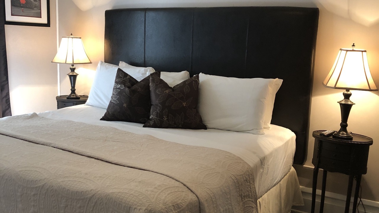 Photo of Bedroom in Post