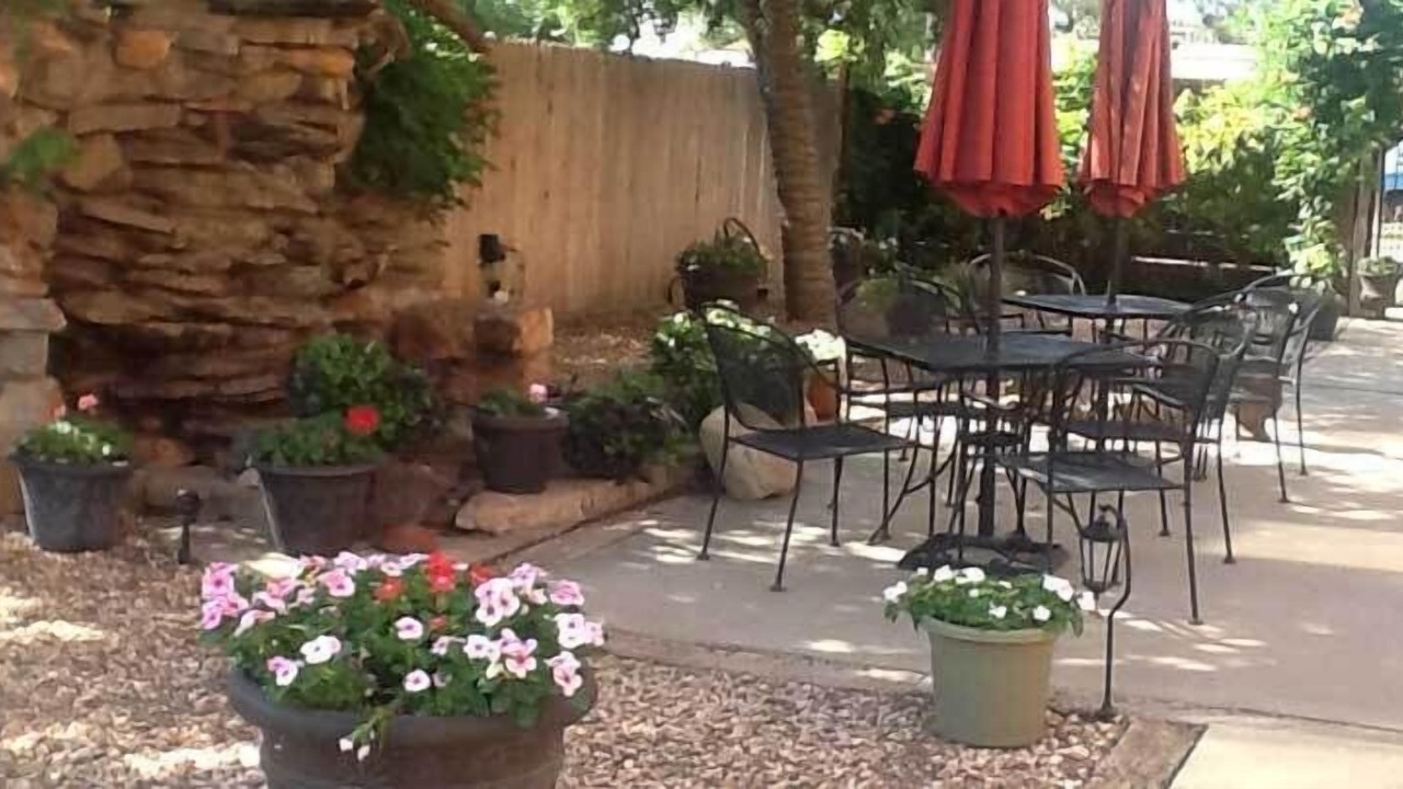 Photo of Outdoor in Post