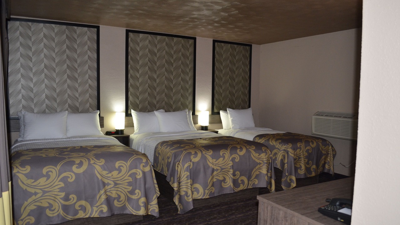 Photo of Bedroom in Niagara Falls