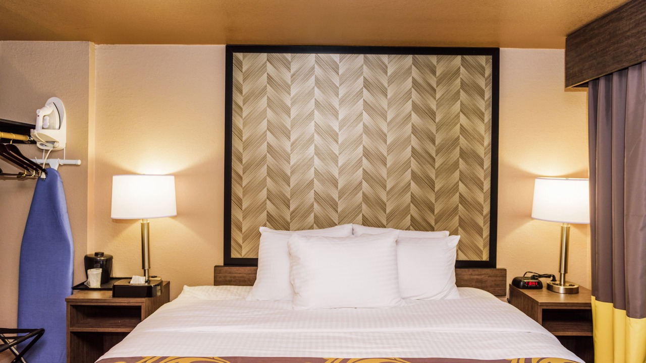 Photo of Bedroom in Niagara Falls