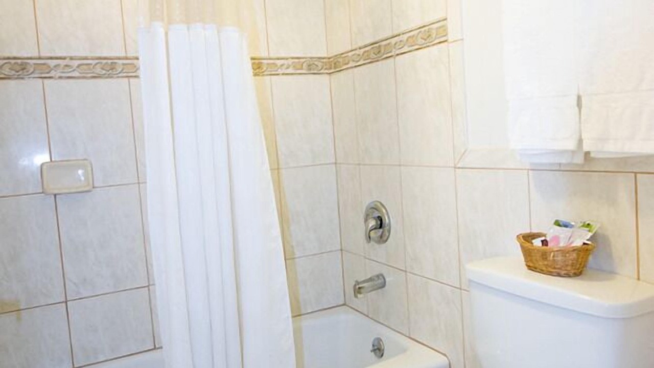 Photo of Bathroom in Lone Pine